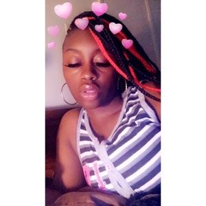 Meet your Posher, Natashia